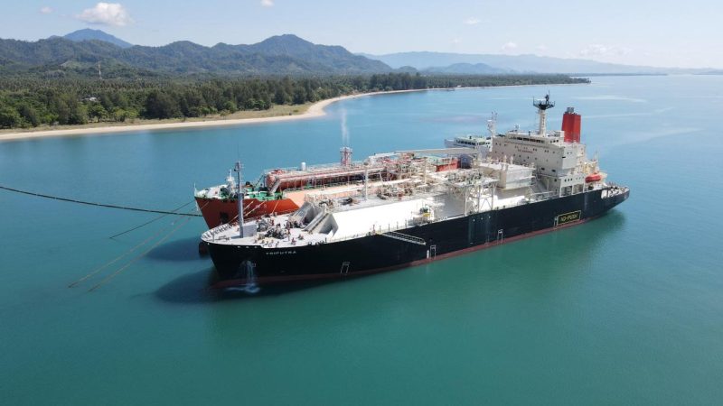 Direktur Utama PLN EPI Rakhmad Dewanto menjelaskan efisiensi logistik energi akan menjadi kunci dalam menjaga keandalan pasokan melalui pembangunan infrastruktur midstream gas/gas alam cair.