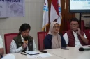 Menteri Komunikasi dan Digital RI (Komdigi) saat memberikan arahan pada rapat koordinasi penanganan akses telekomunikasi pada bencana banjir dan tanah longsor Sumatera, Senin (1/2) di Balai Monitoring Medan.