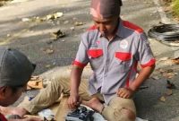 Tim teknis TelkomGroup bekerja 24/7 untuk memperbaiki infrastruktur yang terdampak, menormalkan jaringan, serta memperkuat konektivitas darurat di area prioritas.

