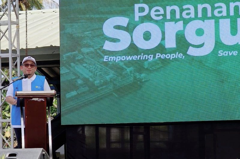 Direktur Biomassa PLN EPI, Hokkop Situngkir, menegaskan bahwa co-firing biomassa merupakan strategi kunci PLN untuk menurunkan emisi sekaligus memperkuat ketahanan energi nasional.