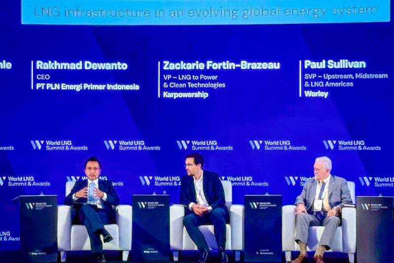 Direktur Utama PLN EPI Rakhmad Dewanto menyampaikan paparan mengenai proyeksi kebutuhan gas Indonesia dan strategi pengembangan infrastruktur LNG dalam sesi “ LNG Infrastructure in an Evolving Global Energy System” pada 25th World LNG Summit & Awards 2025 di Istanbul. Rakhmad  menegaskan peran LNG sebagai pelengkap energi terbarukan serta rencana pembangunan FSRU dan onshore regasification untuk memperkuat ketahanan dan keberlanjutan energi nasional.