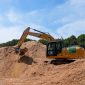 Biomassa jenis sawdust (serbuk kayu) menjadi salah satu bahan baku utama dalam program cofiring PLTU. Melalui kerja sama dengan lima mitra strategis, PLN Energi Primer Indonesia memastikan pasokan biomassa yang legal, berkelanjutan, dan siap mendukung peningkatan bauran energi bersih nasional.