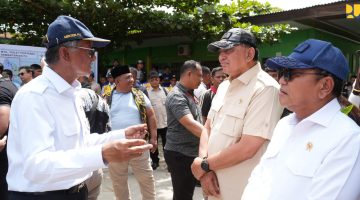 Tinjau Banjir Langkat, Presiden Prabowo Didampingi Menteri Dody