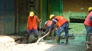 Kementerian PU Bersihkan 52 Fasilitas Umum di Aceh Tamiang