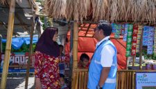 Sekretaris Perusahaan PLN EPI, Mamit Setiawan menjelaskan bahwa program ini difokuskan pada penataan kios agar tampil lebih tertib, nyaman, dan memiliki daya tarik visual yang lebih baik bagi wisatawan. Penataan ini diharapkan mampu menciptakan pengalaman berkunjung yang positif sekaligus meningkatkan aktivitas ekonomi masyarakat pesisir.