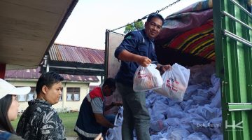 Hutama Karya Dukung Bakti Sosial Sembako di Minahasa Untuk Masyarakat