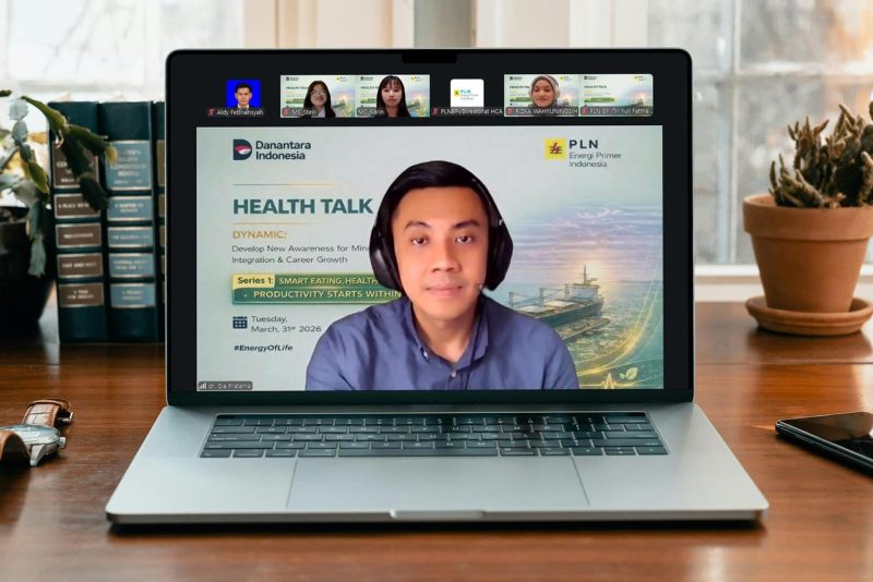 PLN EPI menghadirkan narasumber dr. Gia Pratama Putra, seorang dokter, influencer, dan edukator kesehatan yang dikenal aktif mengampanyekan gaya hidup sehat kepada masyarakat dalam  program Health Talk bertajuk DYNAMIC (Develop New Awareness for Mind-Body Integration & Career Growth)