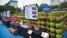 Barang bukti hasil pengungkapan menunjukkan berbagai modus penyalahgunaan yang berdampak pada distribusi energi subsidi di masyarakat.