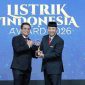 Direktur PLN Energi Gas Edwin Bangun  menerima penghargaan Leading Commitment to Reliable, Sustainable and Transparent Operations di Listrik Indonedia Award 2026.