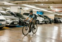 Dukung Clean Energy Day Pegawai PLN EPI beralih menggunakan Sepeda setiap Jumat untuk mengurangi emisi karbon.