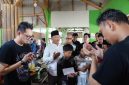 YBM PLN EPI menyerahkan Bantuan santunan kepada 50 anak yatim piatu, lansia, dan dhuafa binaan Yayasan Maqom 4 Cikaobandung