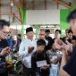 YBM PLN EPI menyerahkan Bantuan santunan kepada 50 anak yatim piatu, lansia, dan dhuafa binaan Yayasan Maqom 4 Cikaobandung