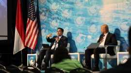 Wakil Direktur Utama Pertamina, Oki Muraza, bersama Senior Manager - Oilfield Development SKK Migas, Wilson Pariangan dalam sesi panel “Indonesia Untapped and Frontier Resources” pada Offshore Technology Conference (OTC) Houston, menyampaikan potensi besar dan kesiapan Indonesia dalam pengembangan sektor hulu migas, sekaligus mengajak investor dan penyedia teknologi global untuk berkolaborasi.