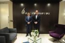 Pertemuan Wakil Direktur Utama Pertamina, Oki Muraza, dengan President EOG International sekaligus Vice President International, Joe Korenek, membahas peluang pengembangan lanjutan kerja sama, khususnya pada pengembangan reservoir non-konvensional di Indonesia.