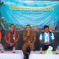 Kiri ke Kanan : Lurah Bunton, Sudin, Kepala Cabang Dinas Kehutanan Wilayah VI Banyumas, Jawa Tengah, Hadiyono, Sekretaris Camat Adipala Cilacap, Subianto, Manajer PLN UP3 Cilacap, Aditya Setyawan, dan Asisten Manager Tanggung Jawab Sosial dan Lingkungan (TJSL) PLN EPI, Robert Pilyai dalam Kick Off dan Peresmian Program Digitalisasi Pembibitan Mangrove di Cilacap