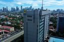Tampilan Gedung PLN Kantor Pusat di daerah Kebayoran Baru, Jakarta Selatan. Sepanjang tahun 2025, PLN mencatatkan pendapatan sebesar Rp582,68 triliun. Angka ini meningkat 6,84% secara year on year dibanding tahun sebelumnya.
