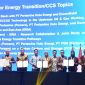 Wakil Direktur Utama Pertamina Oki Muraza Bersama Direktur SPPU Pertamina Emma Sri Martini dan Jajaran Direksi Subholding Pertamina melakukan sesi foto bersama usai Signing For Energy Transition/CCS Topics saat acara 50th IPA Convex Day 2 yang diselenggarakan di ICE BSD, Tangerang, Banten pada Kamis (21/5/2026).