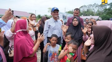 Tinjau Rumah Hunian Aceh Tamiang, Menteri Dody Pastikan Kenyamanan Masyarakat