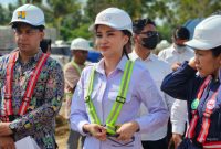 Gubernur Maluku Utara, Sherly Tjoanda, ( tengah ) / foto ist