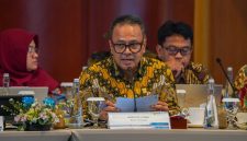 Direktur Utama PLN Nusantara Power Ruly Firmansyah saat Rapat Umum Pemegang Saham PLN Nusantara Power di Jakarta. PLN NP merealisasikan produksi tenaga listrik sebesar 66,919 TWh   dengan tetap melakukan optimasi Biaya Pokok Produksi (BPP) hingga 11,4%.