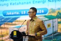 Dalam agenda Alignment Forum Program Listrik Desa di Kantor PLN Pusat, Jakarta, Senin (13/7), Direktur Utama PLN, Darmawan Prasodjo menyampaikan bahwa percepatan Program Listrik Desa merupakan implementasi arahan Presiden Prabowo Subianto dan Menteri Energi ESDM, Bahlil Lahadalia untuk mewujudkan sila kelima Pancasila. Menurutnya, pemerataan akses listrik tidak boleh berhenti sebagai komitmen atau target semata, melainkan harus diwujudkan melalui langkah nyata agar seluruh masyarakat dapat menikmati layanan kelistrikan.