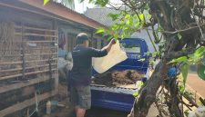 Kelompok Tani di Gunungkidul, berhasil mengubah limbah peternakan menjadi produk bernilai ekonomi melalui Program Desa Berdaya Energi yang diinisiasi PT PLN Energi Primer Indonesia (PLN EPI).