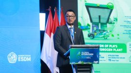 Direktur Utama PLN, Darmawan Prasodjo dalam sambutannya pada Opening Ceremony Global Hydrogen Ecosystem Summit and Exhibition (GHES) 2026 di Jakarta (21/7) menjelaskan bahwa pengembangan hidrogen merupakan wujud komitmen PLN dalam mendukung visi besar Presiden Prabowo untuk mencapai swasembada energi nasional.