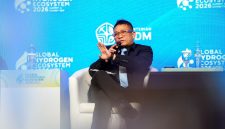 Direktur Biomassa PT PLN Energi Primer Indonesia, Hokkop Situngkir di sesi PLN EPI Bioenergy: Transforming Indonesia's Biomass Advantage into a Low-Carbon Hydrogen Industry   dalam Hydrogen Conference Global Hydrogen Ecosystem Summit (GHES) 2026 bertempat di Jakarta Convention Center (JCC) pada Rabu (22/7).