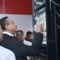 Direktur Network Telkom Nanang Hendarno meninjau langsung penanganan dan pemulihan layanan telekomunikasi digital di wilayah Nusa Tenggara Timur (NTT).
