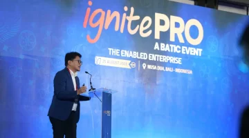 Direktur Pengembangan Ekosistem Digital, Kementerian Komunikasi dan Digital RI Dr. Sonny Hendra Sudaryana memberikan paparan pada forum ignitePRO sebagai bagian dari rangkaian Bali Annual Telkom International Conference (BATIC) 2026.