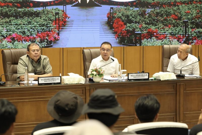 Wakil Ketua DPR RI, Sufmi Dasco Ahmad, saat menerima audiensi Aliansi Masyarakat Pati Bersatu (AMPB) atau Relawan Pati di Gedung Nusantara, Kompleks Parlemen, Senayan, Jakarta, Kamis (27/8/2026). Foto Istimewa