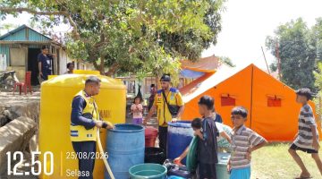 214 Ribu Liter Air Bersih Disalurkan ke Flores, Kementerian PU Perkuat Layanan Pengungsi