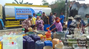 Kementerian PU Salurkan 11.800 Liter Air Bersih untuk Warga Terdampak Kekeringan di Jonggol