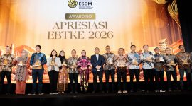 Para pemenang pertama Apresiasi EBTKE 2026 dari berbagai kategori  berfoto bersama Dirjend EBTKE Prof. Dr. Eng. Eniya Listiani Dewi, B.Eng., M.Eng., IPU. PLN Nusantara Power mengatongi empat juara pertama melalui kategori Penilaian Kinerja Pelaksana Cofiring Biomassa pada PLTU, Emerging Low Carbon Technologies, Green Hydrogen, Gedung Hemat Energi, Zero Energy Building, dan Low Carbon Technologies, Renewable Energy Enabler.