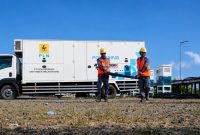 Petugas PLN sedang melakukan penataan instalasi dan kabel kelistrikan di kawasan sirkuit Mandalika, Lombok Tengah, Nusa Tenggara Barat sebagai proses persiapan gelaran MotoGP Mandalika yang akan berlangsung pada 9-11 Oktober 2026.

