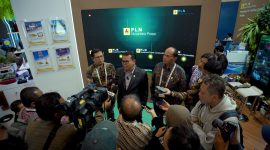 Direktur Pengembangan Bisnis dan Niaga Dwi Hartono dalam sesi doorstop seusai mini telakshow “Investing Beyond Borders – Different Cultures, One Shared Goal” di Electricity Connect 2026, 23 September lalu.