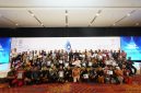 Para pemenang dan personel PLN berfoto bersama setelah berhasil meraih total 20 penghargaan sekaligus menduduki 2nd Runner Up pada ajang The Best Contact Center Indonesia yang digelar di Jakarta, (24/9). Dalam edisi kali ini, Contact Center PLN 123 sukses menyabet 6 medali platinum, 5 gold, 5 silver, dan 4 bronze, yang diperoleh melalui tiga kategori kompetisi yaitu Program Korporat, Individu, dan Teamwork.