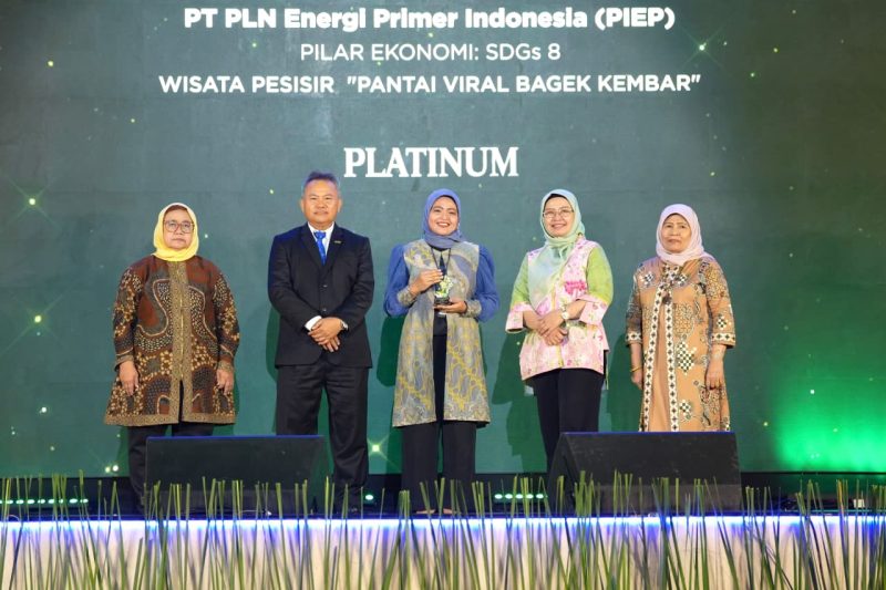 PT PLN Energi Primer Indonesia (PLN EPI) meraih dua penghargaan Platinum melalui Program Bagek Kembar Berdaya: Membangun Wisata Pesisir, Menggerakkan Ekonomi Masyarakat dalam ajang Indonesian CSR Awards (ICA) dan Indonesian SDGs Awards (ISDA) 2026. Capaian tersebut menjadi dorongan bagi perusahaan untuk terus meningkatkan kualitas program TJSL agar setiap intervensi mampu menghasilkan manfaat yang terukur dan berkelanjutan bagi masyarakat.