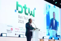 Direktur Utama Telkom Nanang Hendarno menyampaikan paparan bertajuk “Indonesia’s Next Network: Connecting Indonesia and Global, Building the Indo-Pacific Hub” dalam ajang Bali Tech Week (BTW) 2026 di Denpasar, Senin (19/10). Nanang menegaskan komitmen TelkomGroup untuk memperkuat kedaulatan digital nasional melalui pengembangan infrastruktur digital, ekosistem kecerdasan buatan (AI), serta keamanan dan ketahanan digital guna mendukung transformasi digital Indonesia dan mendorong Indonesia menjadi Indo-Pacific Digital Hub.