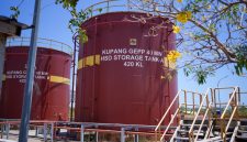 PLTU Timor-1 Kupang yang berada di Desa Lifuleo memiliki kapasitas 100 megawatt (MW), terdiri atas dua unit masing-masing berkapasitas 50 MW. Pembangkit tersebut berperan dalam menopang keandalan pasokan listrik sistem Timor, khususnya Kupang dan wilayah sekitarnya.