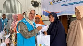 Foto penyerahan paket sembako di Lhokseumawe, Aceh.  Melalui gerakan kepedulian sosial ini, PLN NP menyalurkan paket sembako, perlengkapan sekolah, santunan, hingga bantuan infrastruktur bagi masyarakat yang membutuhkan, dengan menjangkau lebih dari 31.000 penerima manfaat.