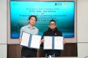 Kiri ke kanan: Technical Director of Geo-environ Engineering Technology Indonesia Li Chenyi dan Direktur Biomassa PLN EPI Hokkop Situngkir dalam Penandatanganan Nota Kesepahaman terkait pemanfaatan limbah untuk pengembangan energi berkelanjutan.