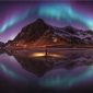 Foto panorama dramatis yang menampilkan Cahaya Utara (Aurora Borealis) membentuk lengkungan langit yang sempurna di atas puncak gunung berselimut salju, karya fotografer asal Bangkok, Wutimet Bunyasirisith, terpilih sebagai pemenang The Pano Awards Southeast Asia Open Photographer of the Year 2026.